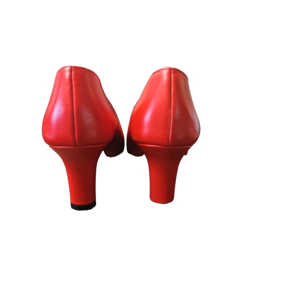 Vintage Escada Red Heels 👠 - Picture 4 of 6